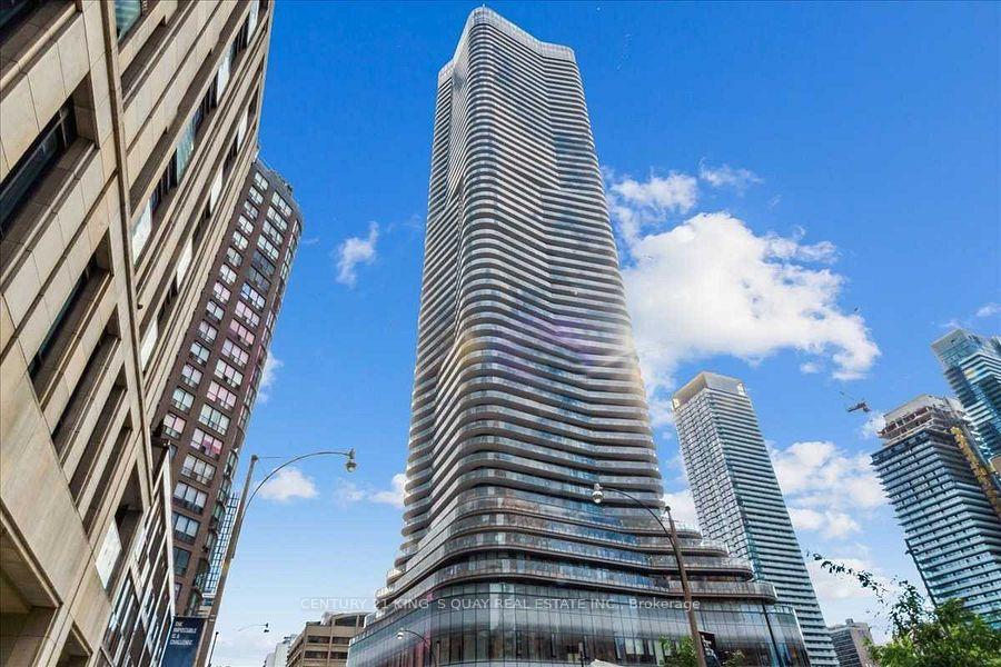 11-wellesley-street-w-toronto-ontario-c12665758