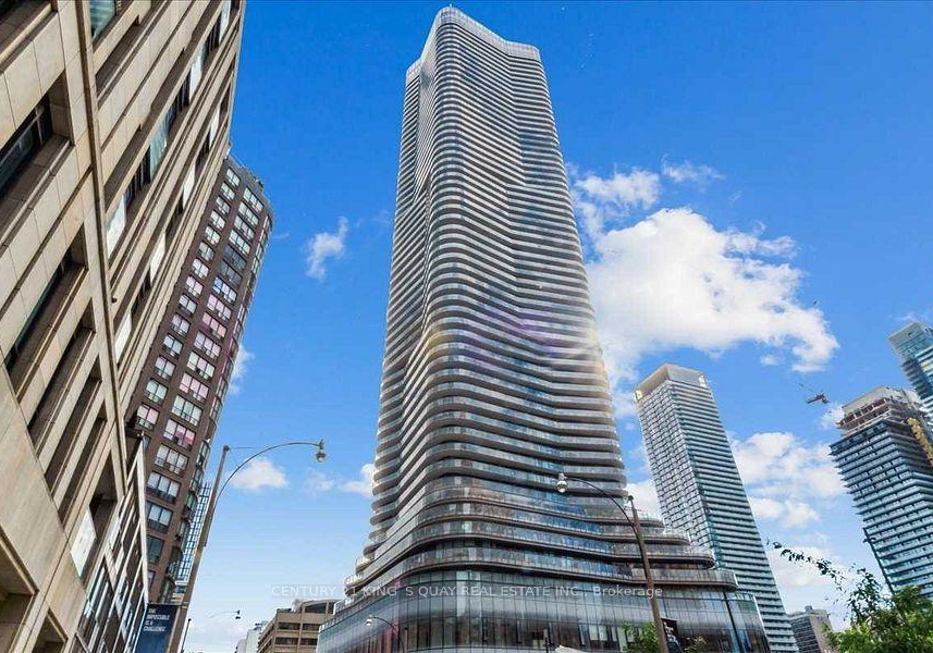 11-wellesley-street-w-toronto-ontario-c12665758