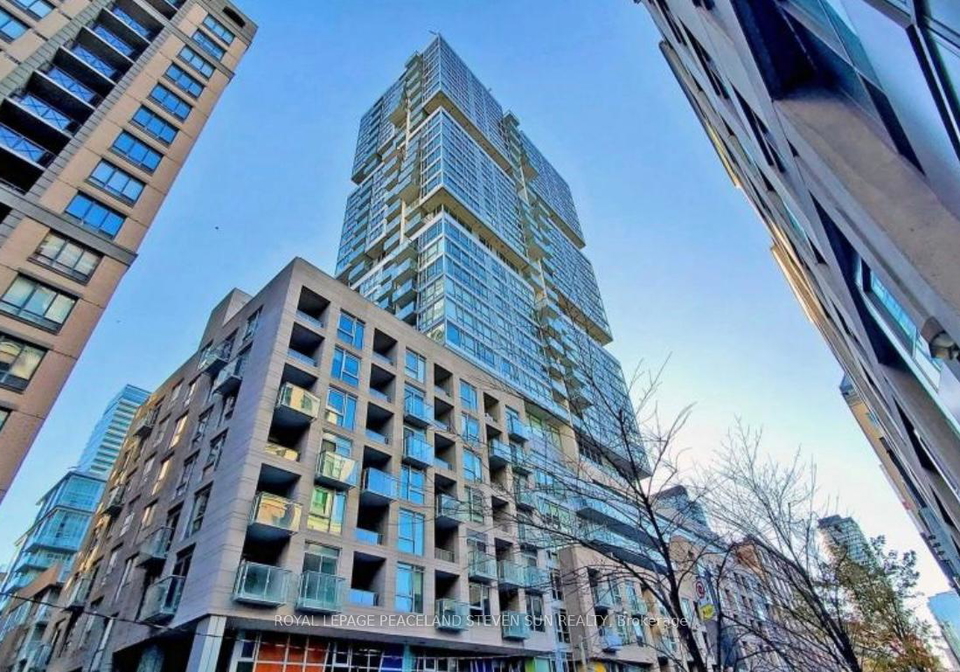 199-richmond-street-w-toronto-ontario-c12665862
