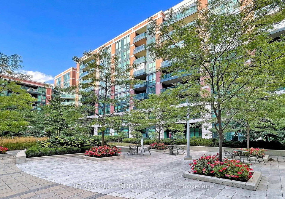 525-wilson-avenue-toronto-ontario-c12665922