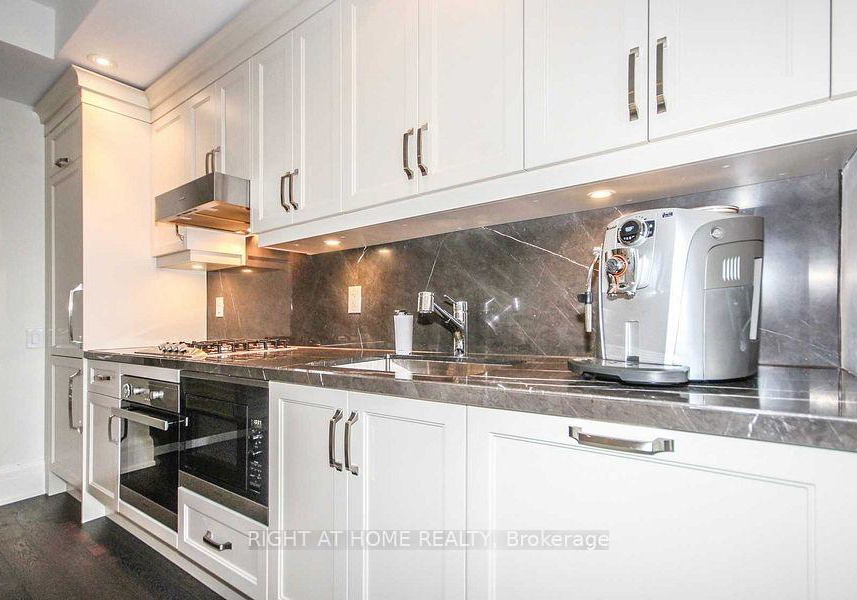 181-davenport-road-toronto-ontario-c12668000