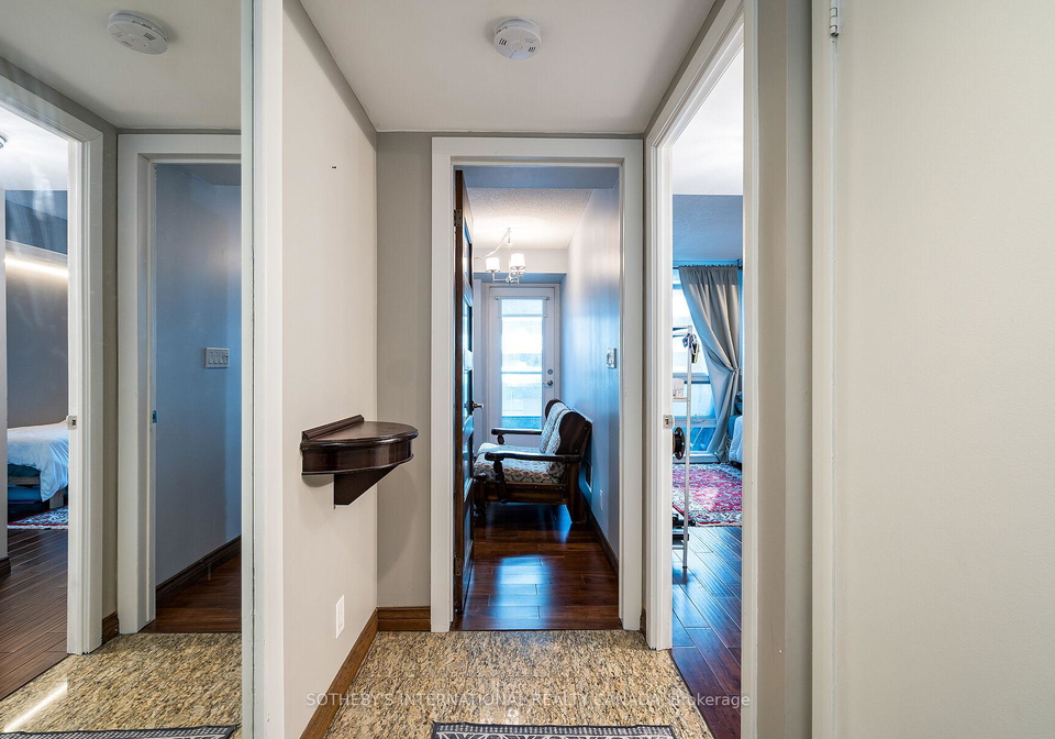 600-fleet-street-toronto-ontario-c12668034