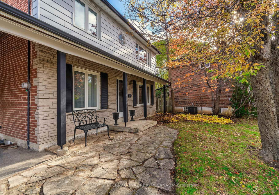 19-gleneagle-crescent-north-york-ontario-c12668062