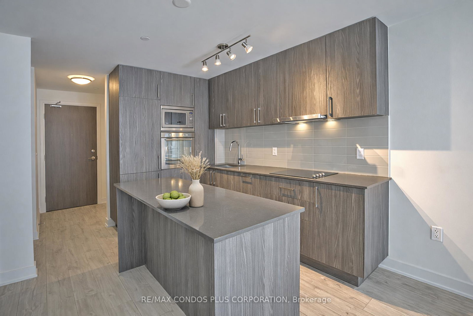 576-front-street-w-toronto-ontario-c12668776