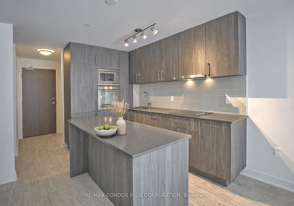 576-front-street-w-toronto-ontario-c12668776