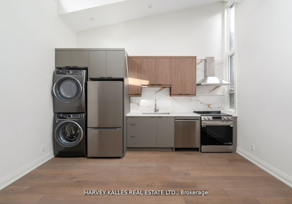 24-sullivan-street-toronto-ontario-c12668868