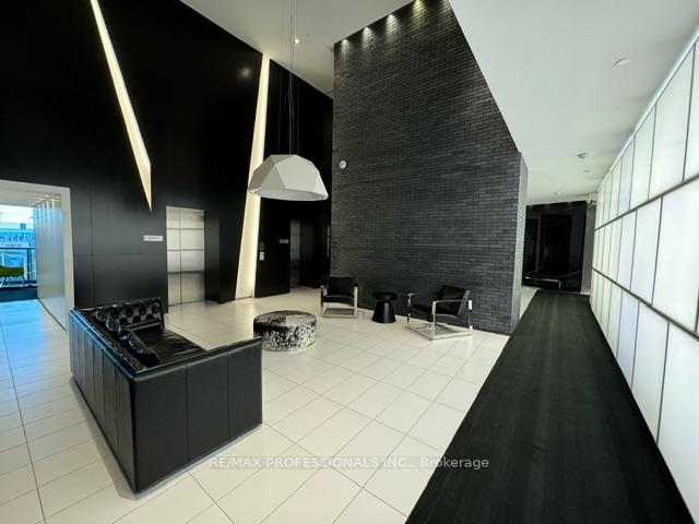 125-peter-street-toronto-ontario-c12668968