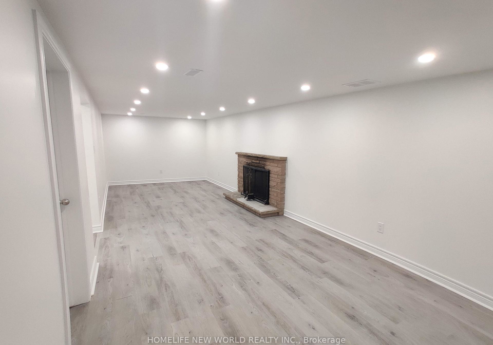 34-kingland-crescent-north-york-ontario-c12669204