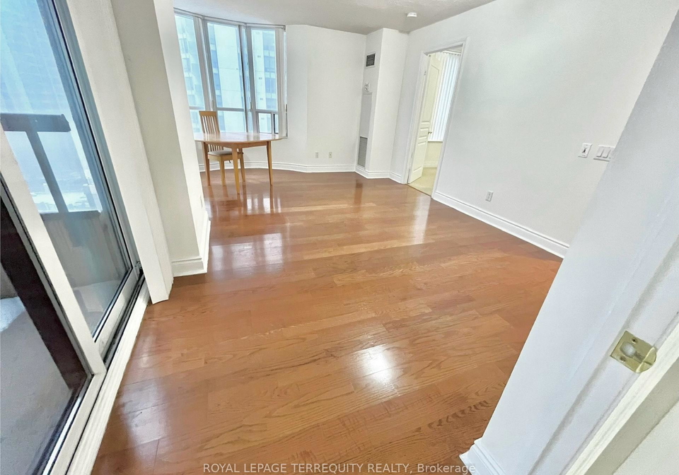15-northtown-way-north-york-ontario-c12669250