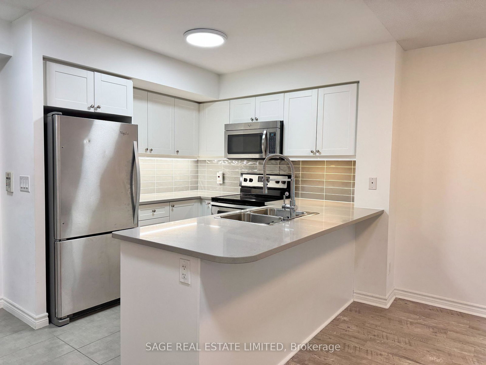 25-lower-simcoe-street-toronto-ontario-c12669318