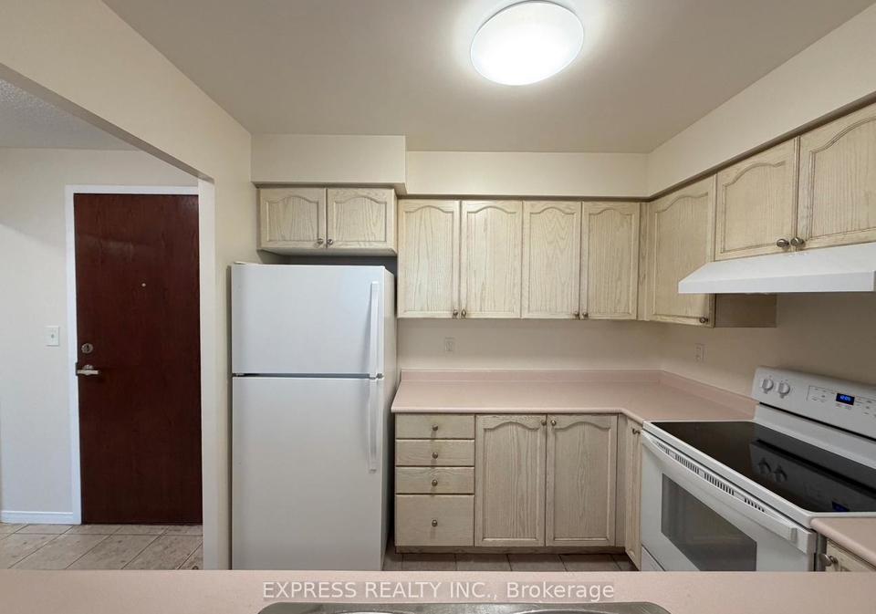 39-pemberton-avenue-north-york-ontario-c12669514