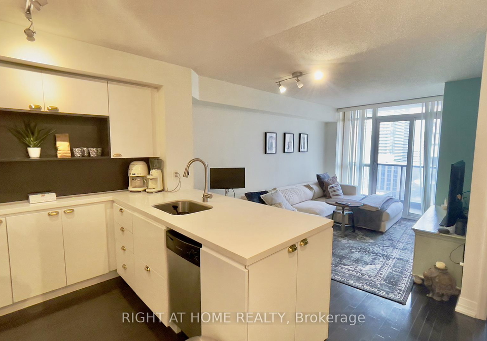 25-carlton-street-toronto-ontario-c12669930
