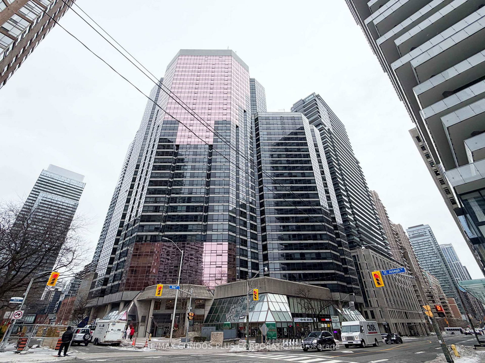 1001-bay-street-toronto-ontario-c12669980