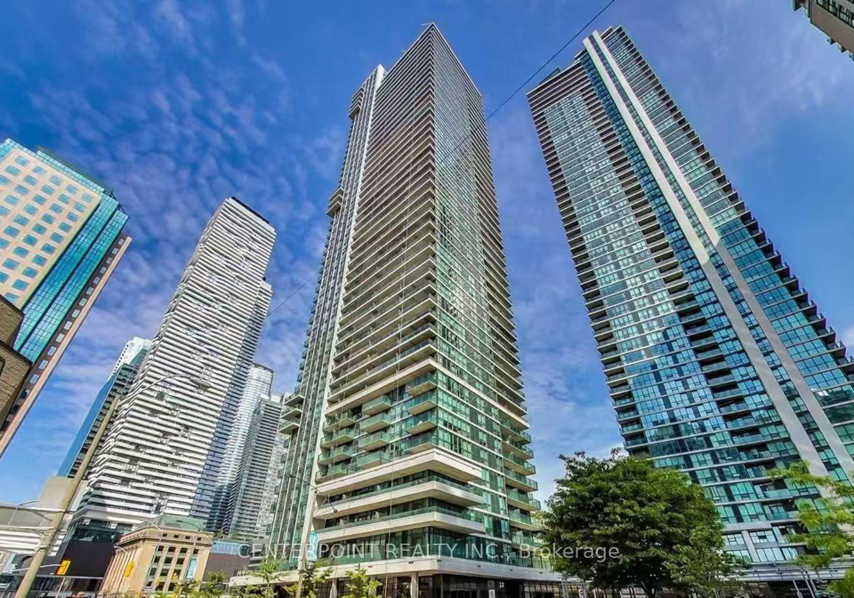 33-bay-street-toronto-ontario-c12669982