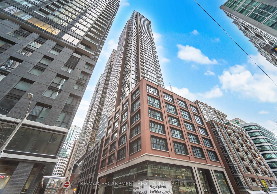 55-mercer-street-toronto-ontario-c12670172