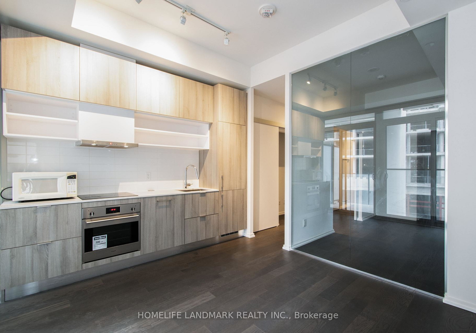 5-soudan-avenue-toronto-ontario-c12670580