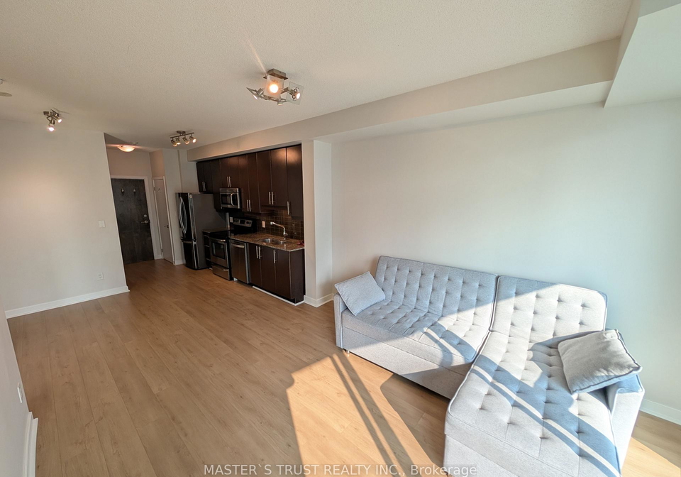 33-bay-street-toronto-ontario-c12670582