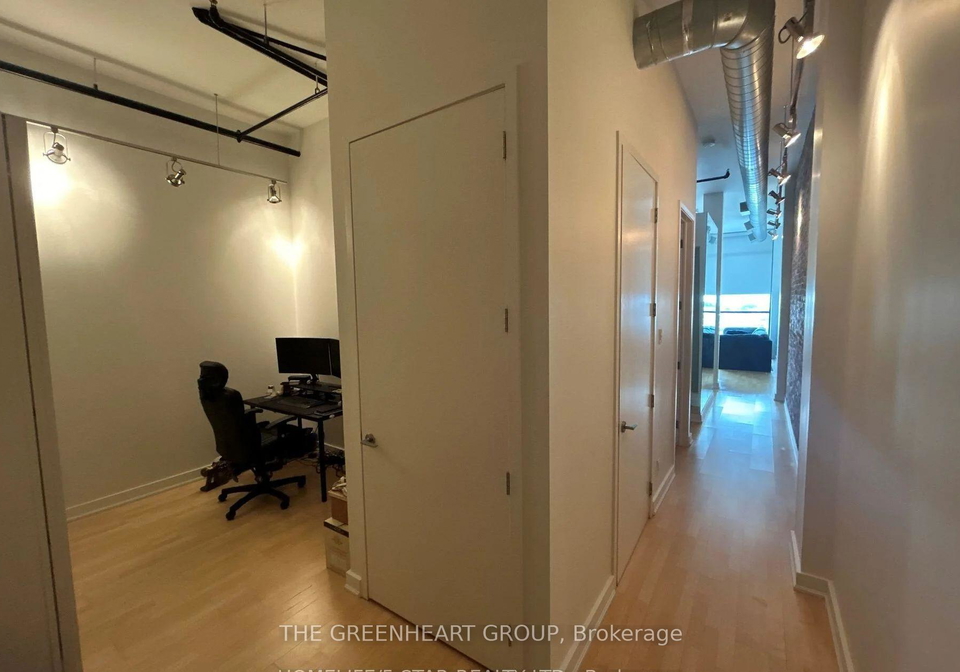 43-hanna-avenue-toronto-ontario-c12670594