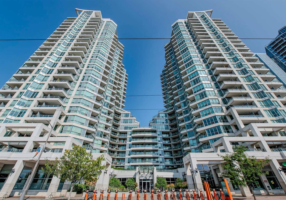 230-queens-quay-w-toronto-ontario-c12671454