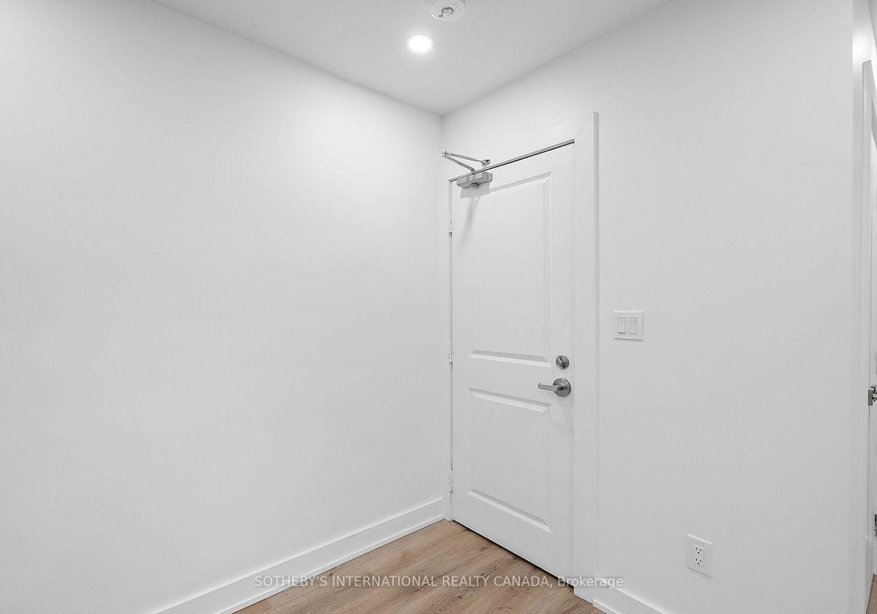 28-strathgowan-avenue-toronto-ontario-c12671526
