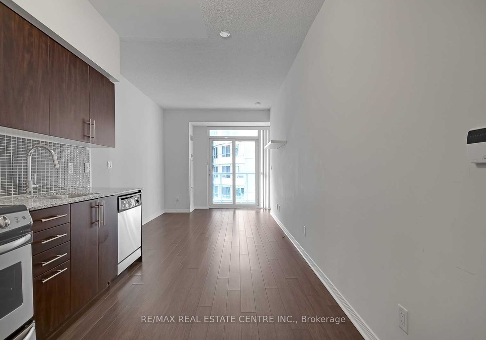 352-front-street-w-toronto-ontario-c12671668
