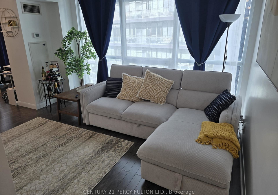 600-fleet-street-toronto-ontario-c12671728