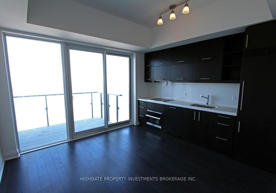 1080-bay-street-toronto-ontario-c12671850