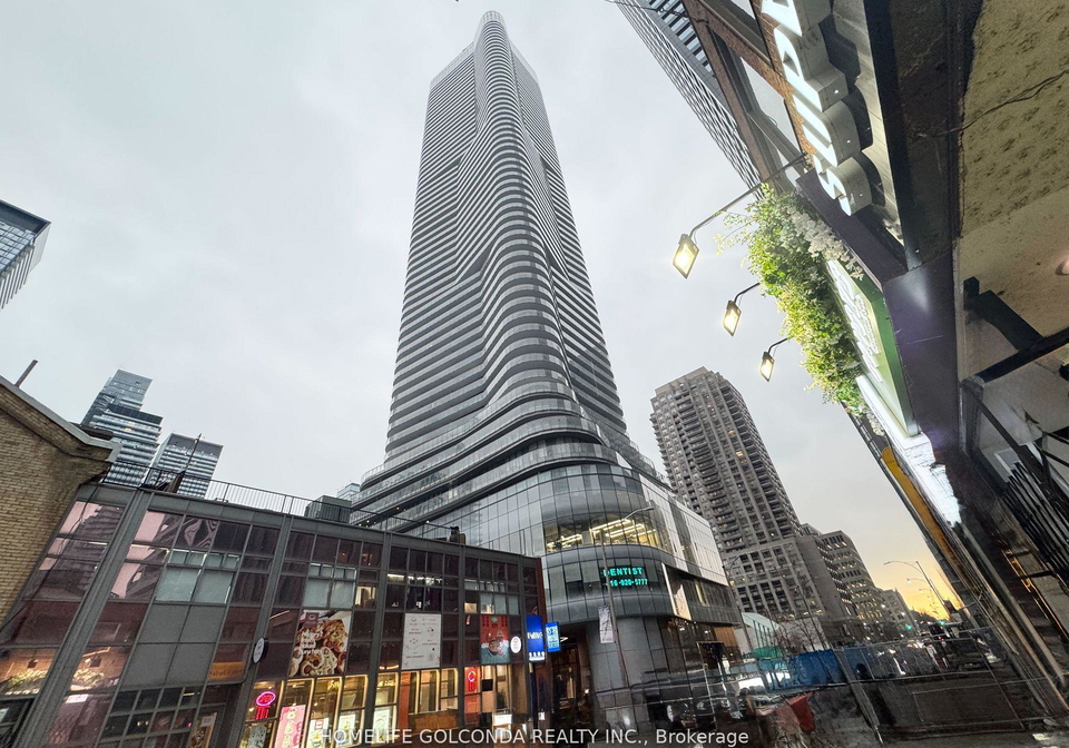 11-wellesley-street-w-toronto-ontario-c12672168