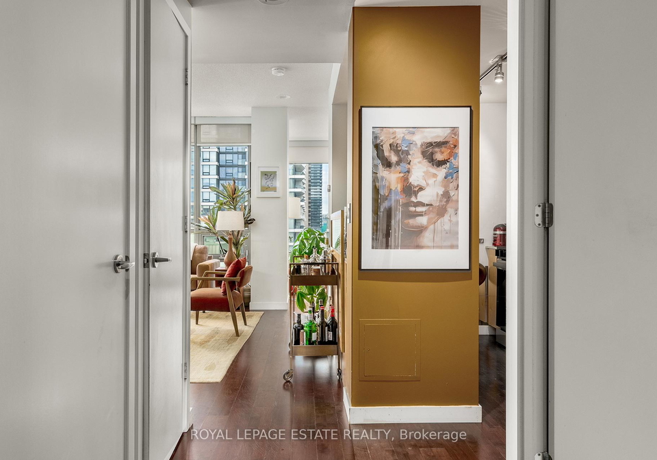 281-mutual-street-toronto-ontario-c12672252