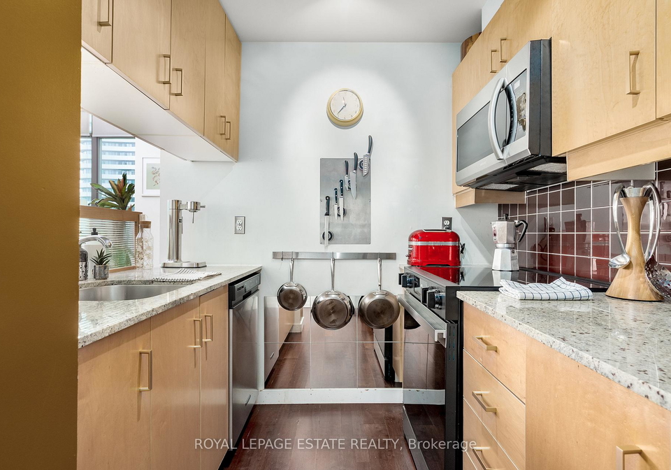 281-mutual-street-toronto-ontario-c12672252