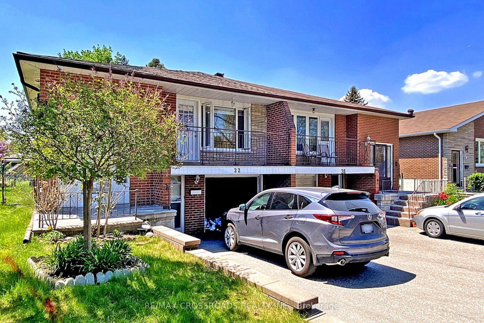 22-mallaby-drive-north-york-ontario-c12672318