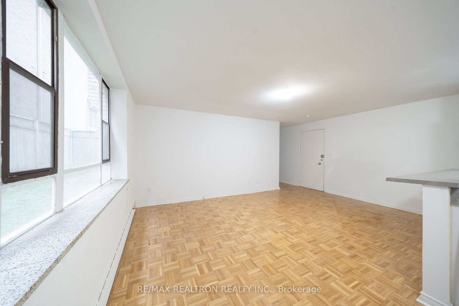 77-erskine-avenue-toronto-ontario-c12672434