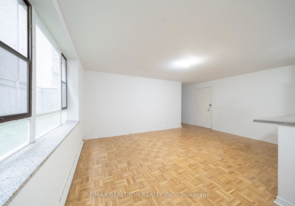 77-erskine-avenue-toronto-ontario-c12672434