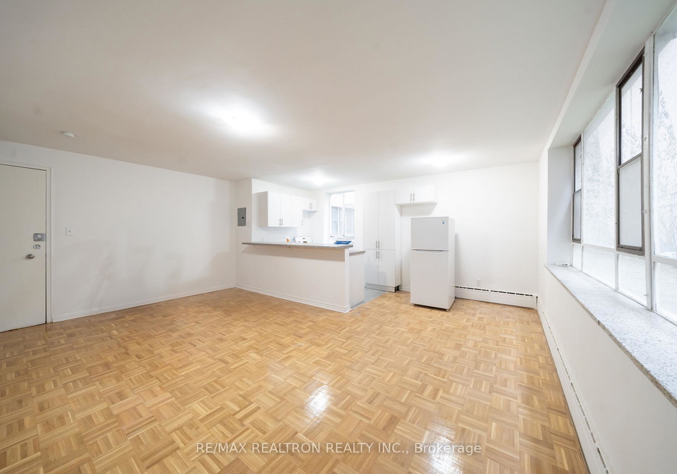 77-erskine-avenue-toronto-ontario-c12672434