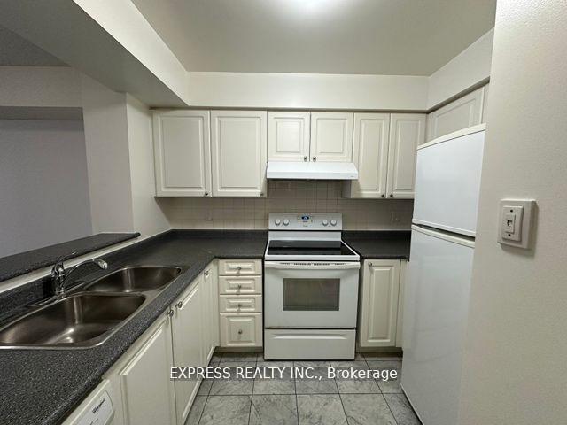 18-hillcrest-avenue-north-york-ontario-c12672574