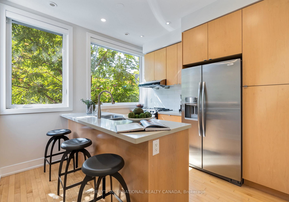 8a-cecil-street-toronto-ontario-c12672734
