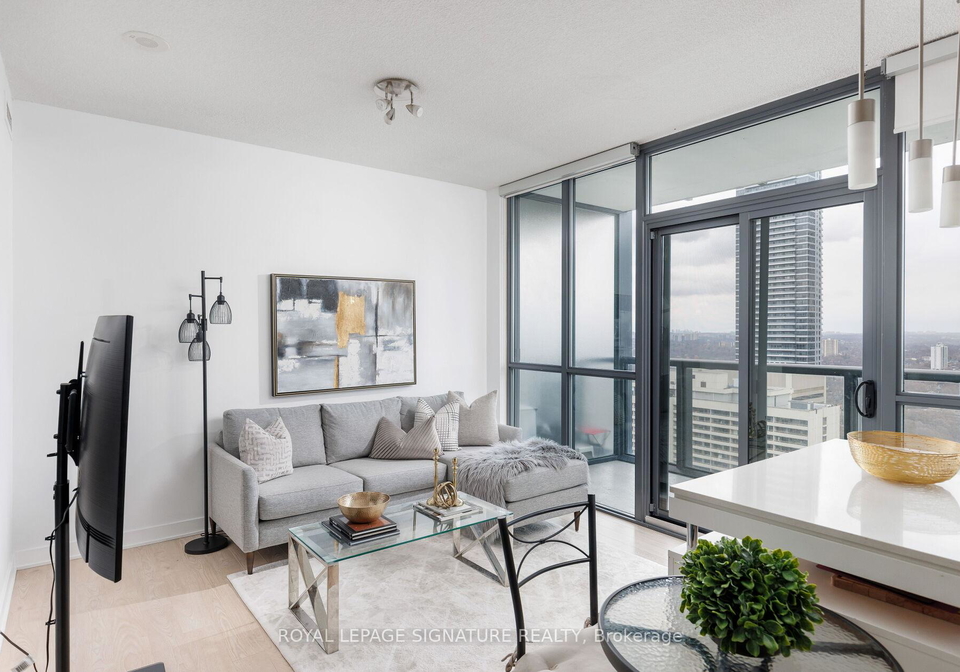 110-charles-street-e-toronto-ontario-c12672848