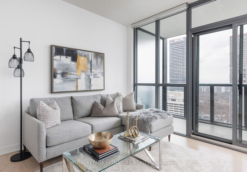 110-charles-street-e-toronto-ontario-c12672848