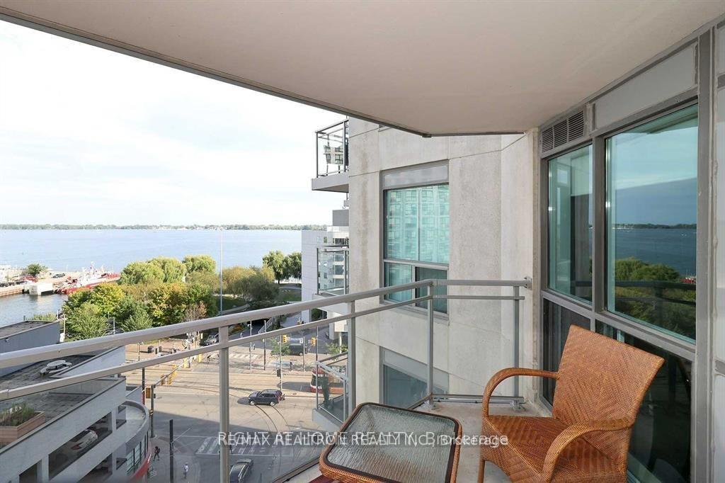 410-queens-quay-w-toronto-ontario-c12672864