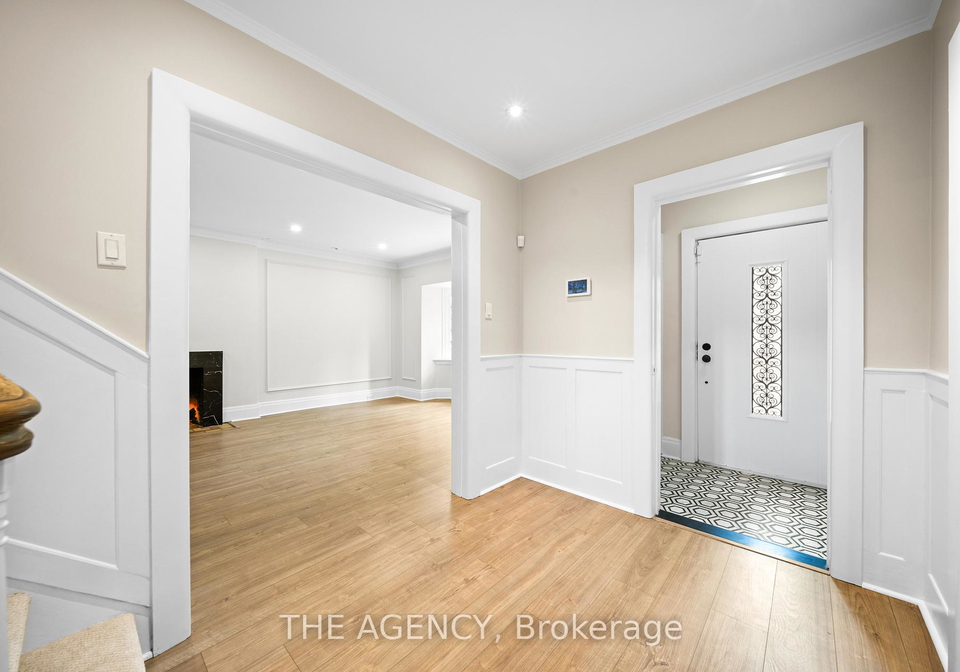 44-elderwood-drive-toronto-ontario-c12673018