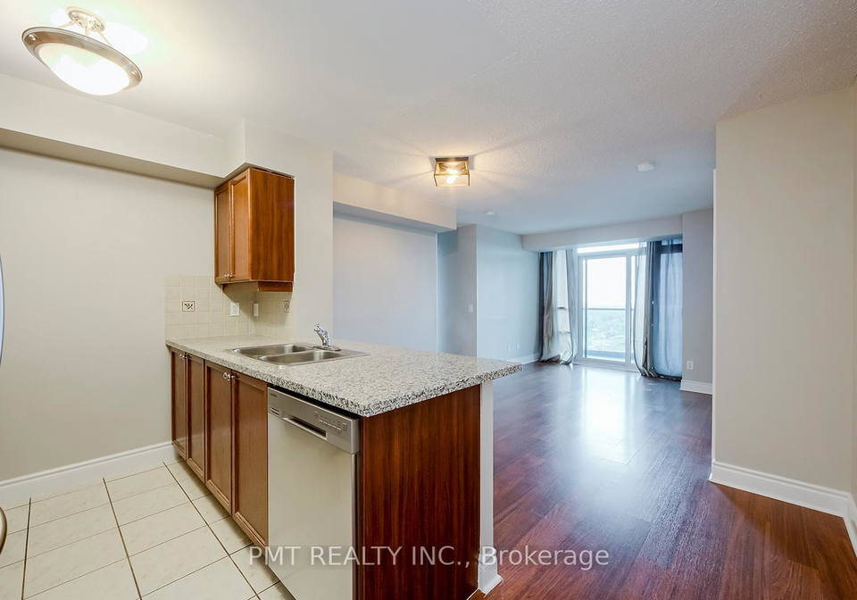 15-greenview-avenue-toronto-ontario-c12673334