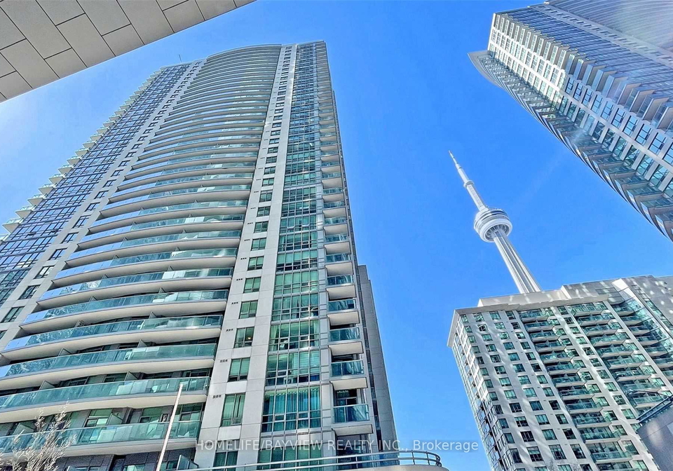 19-grand-trunk-crescent-toronto-ontario-c12673458