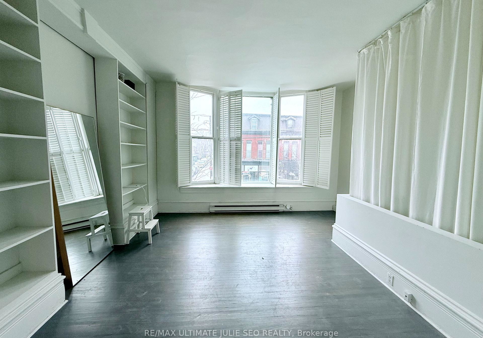 789-queen-street-w-toronto-ontario-c12674712