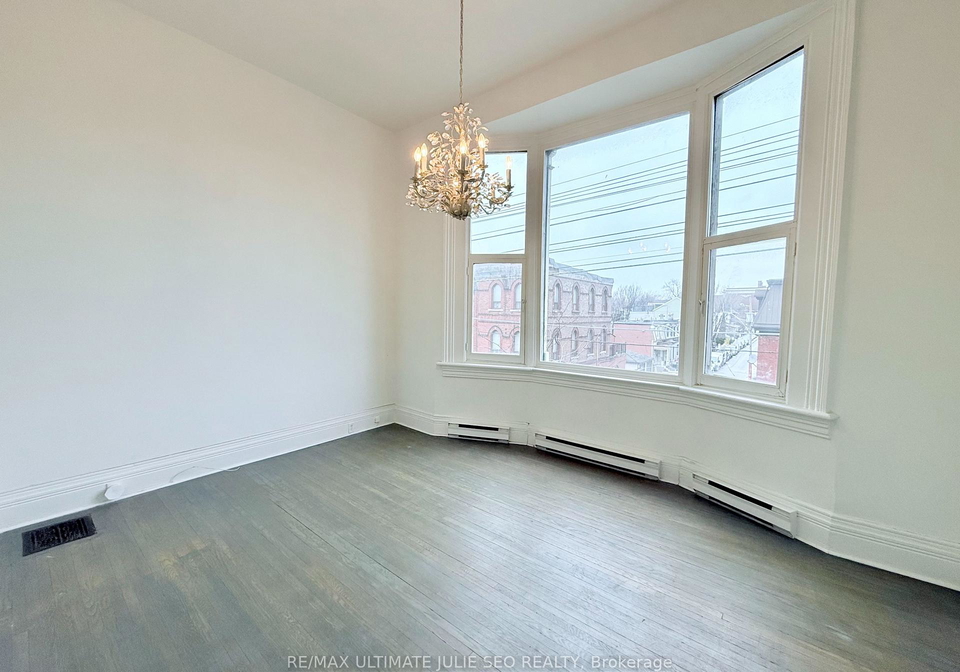789-queen-street-w-toronto-ontario-c12674712