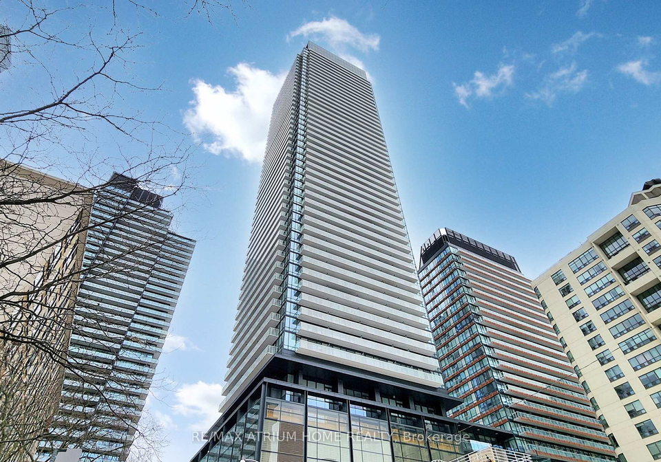 501-yonge-street-toronto-ontario-c12675344