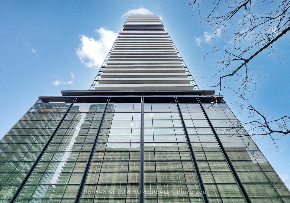 501-yonge-street-toronto-ontario-c12675344