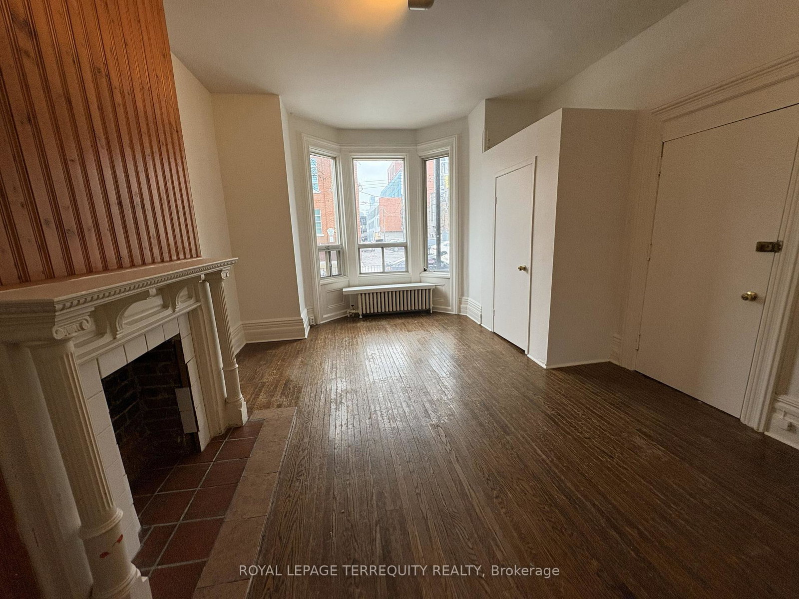 124-baldwin-street-toronto-ontario-c12675352