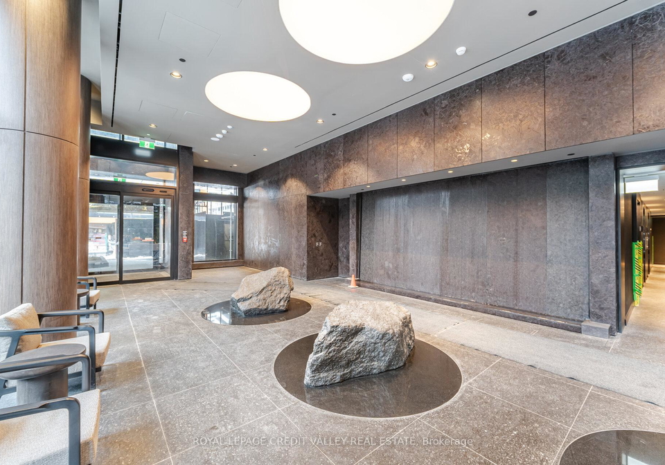110-broadway-avenue-toronto-ontario-c12675374