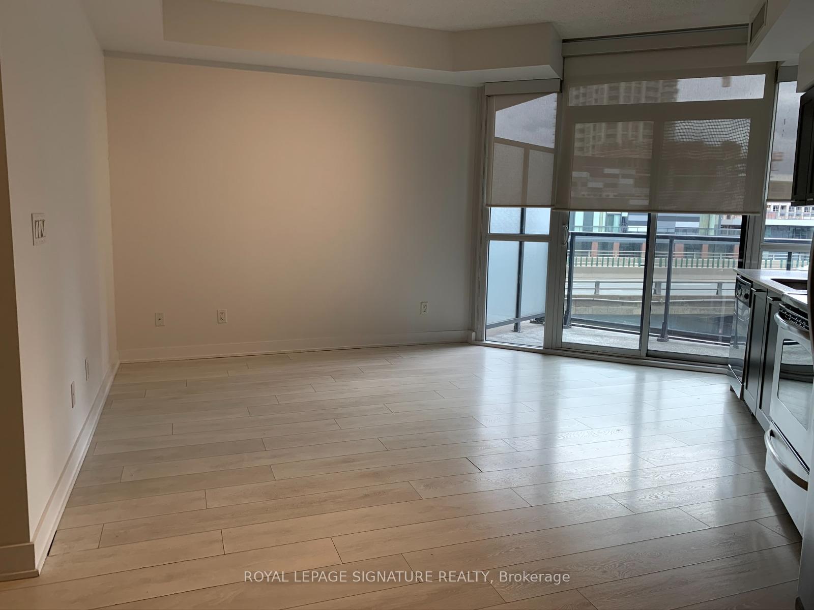 169-fort-york-boulevard-toronto-ontario-c12675646