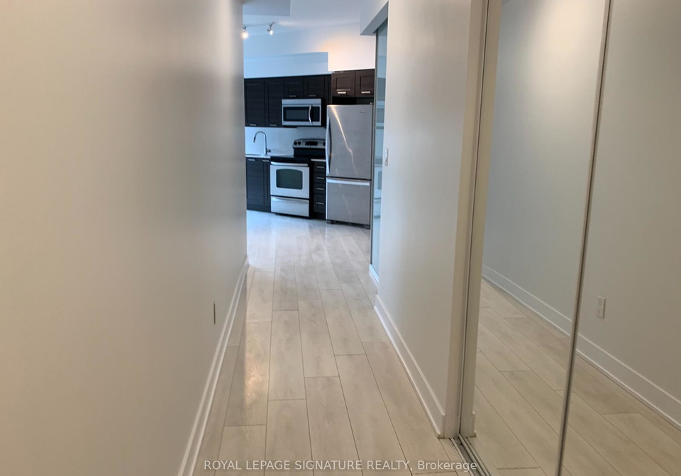 169-fort-york-boulevard-toronto-ontario-c12675646